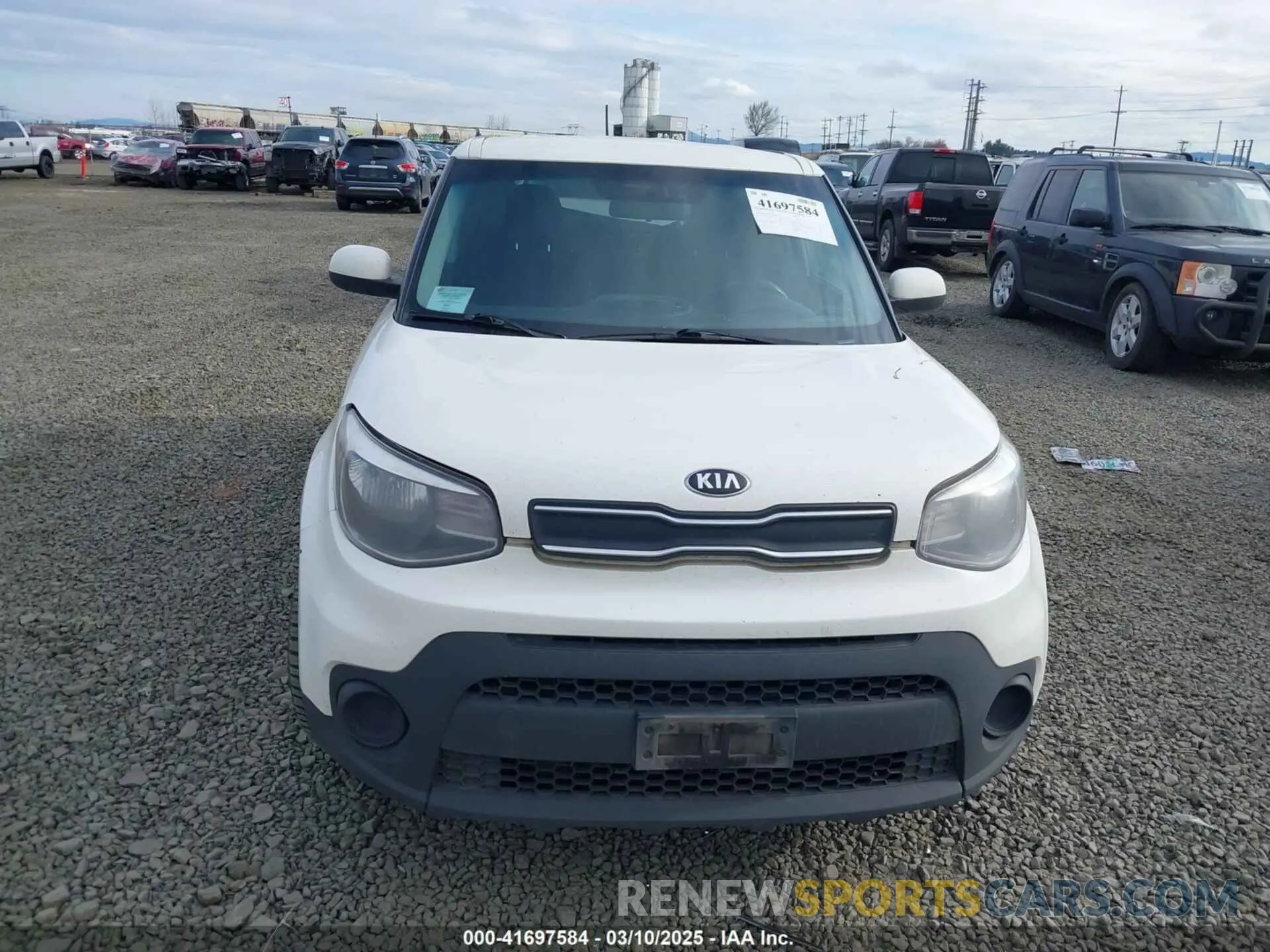 12 Photograph of a damaged car KNDJN2A27K7012643 KIA SOUL 2019
