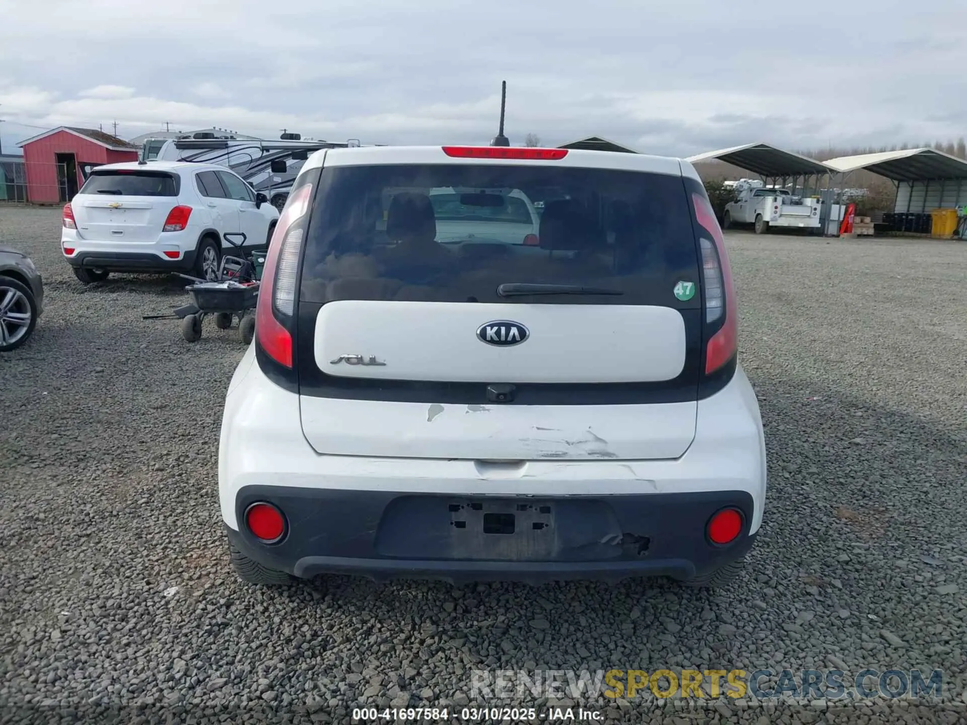 16 Photograph of a damaged car KNDJN2A27K7012643 KIA SOUL 2019