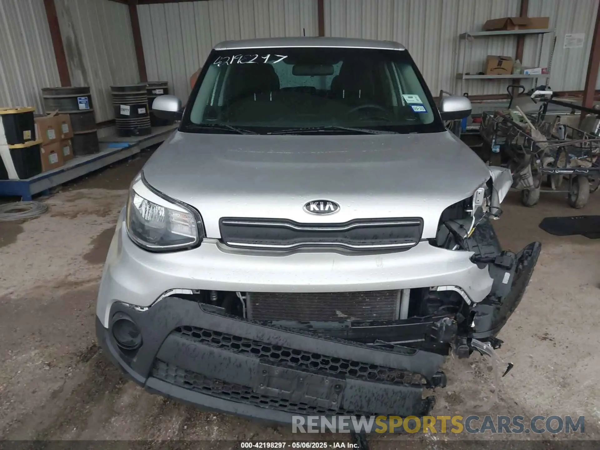 12 Photograph of a damaged car KNDJN2A27K7013680 KIA SOUL 2019