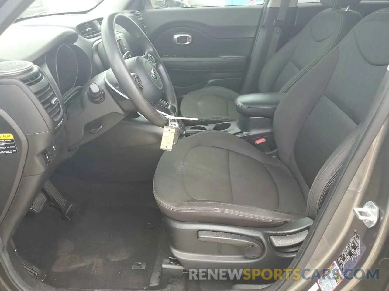 7 Photograph of a damaged car KNDJN2A27K7022296 KIA SOUL 2019