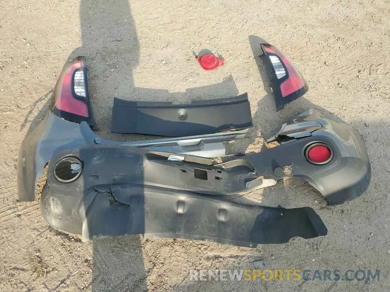12 Photograph of a damaged car KNDJN2A27K7022718 KIA SOUL 2019