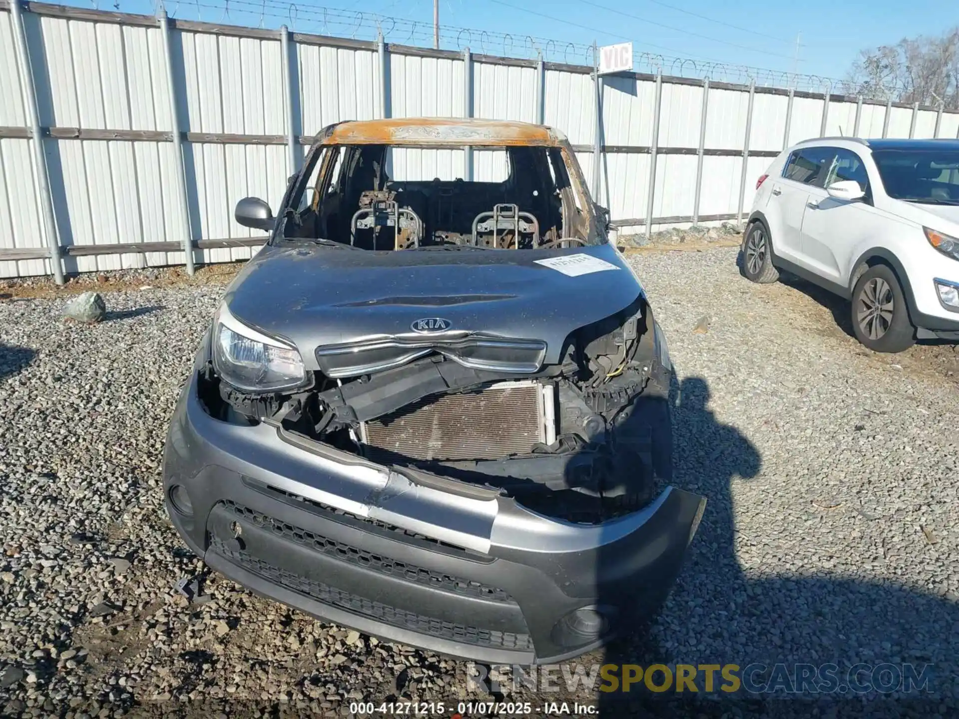 6 Photograph of a damaged car KNDJN2A27K7026171 KIA SOUL 2019