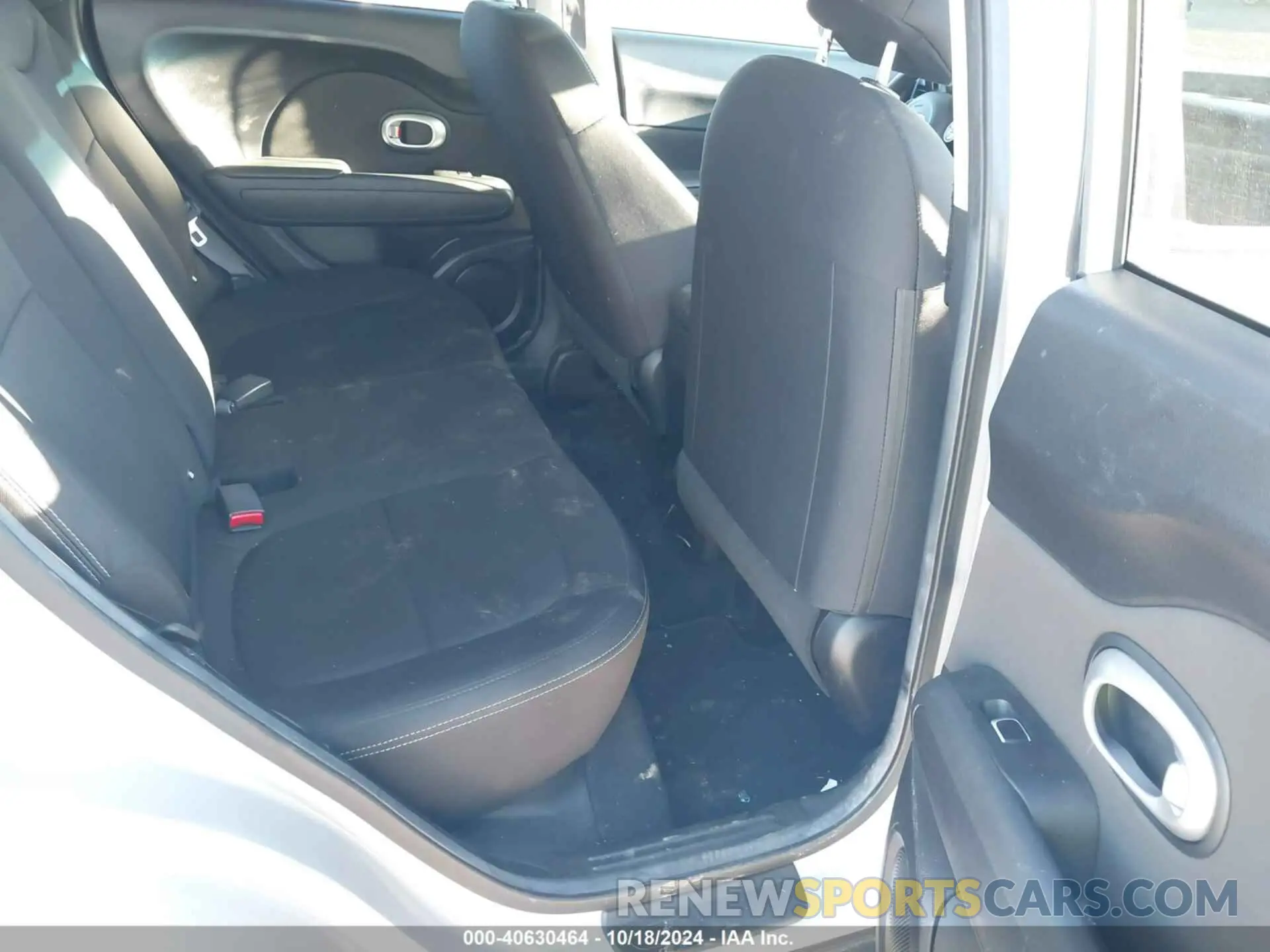 8 Photograph of a damaged car KNDJN2A27K7656644 KIA SOUL 2019