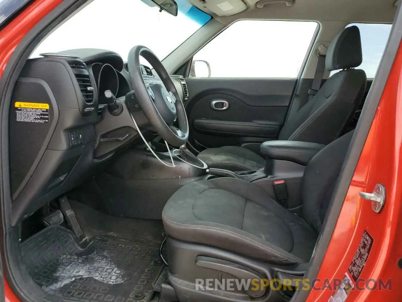 7 Photograph of a damaged car KNDJN2A27K7666963 KIA SOUL 2019