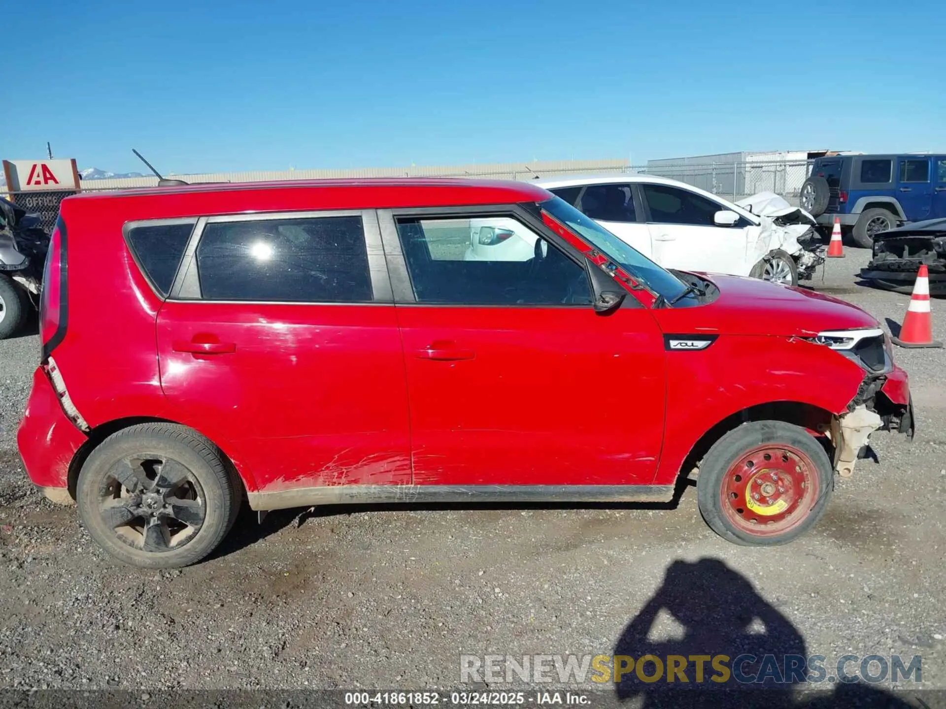 12 Photograph of a damaged car KNDJN2A27K7680779 KIA SOUL 2019