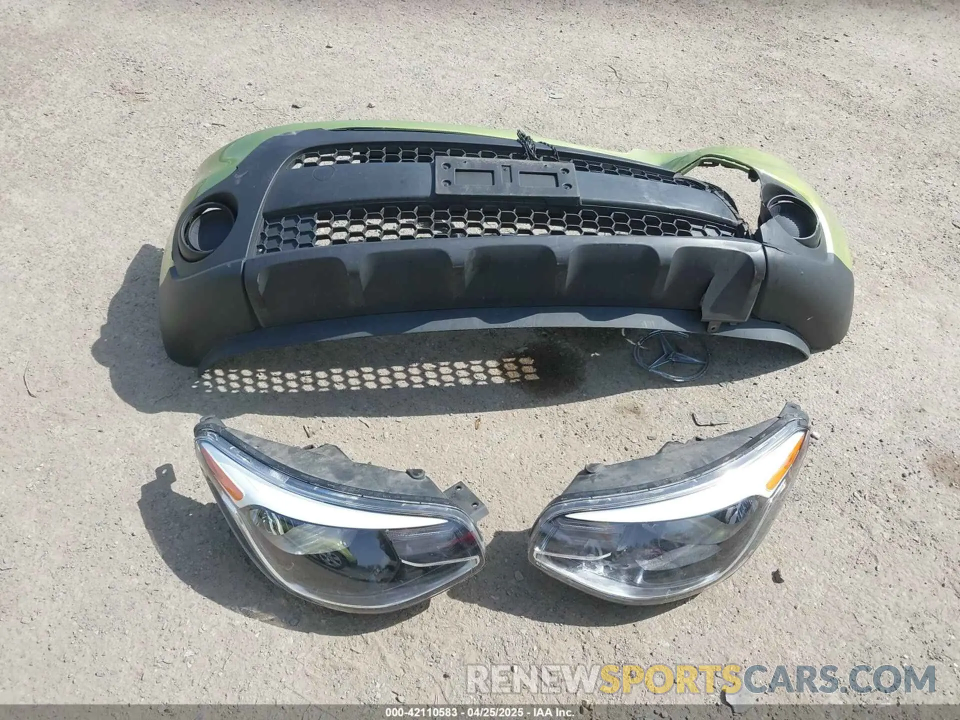 12 Photograph of a damaged car KNDJN2A27K7919179 KIA SOUL 2019