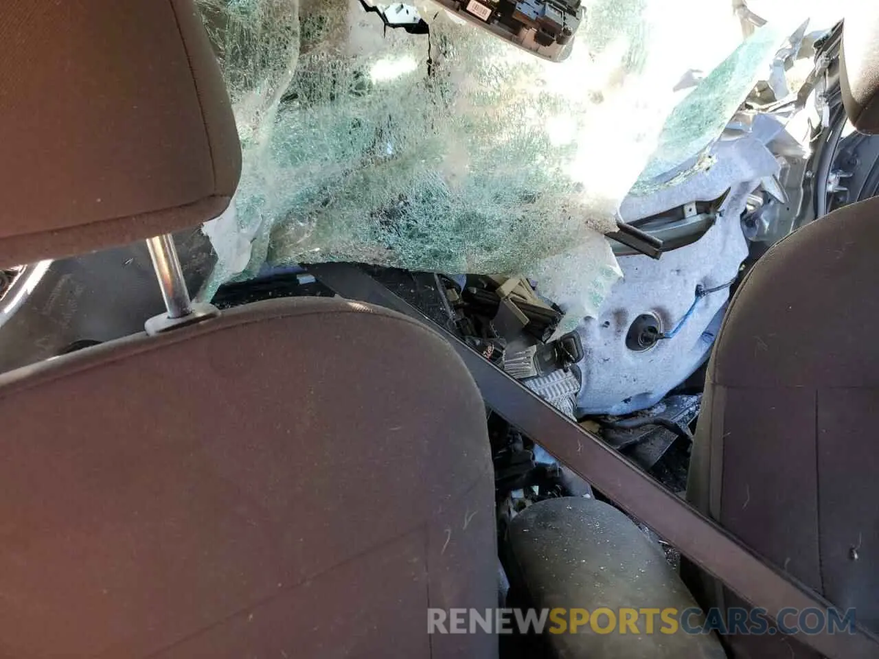 8 Photograph of a damaged car KNDJN2A28K7650285 KIA SOUL 2019