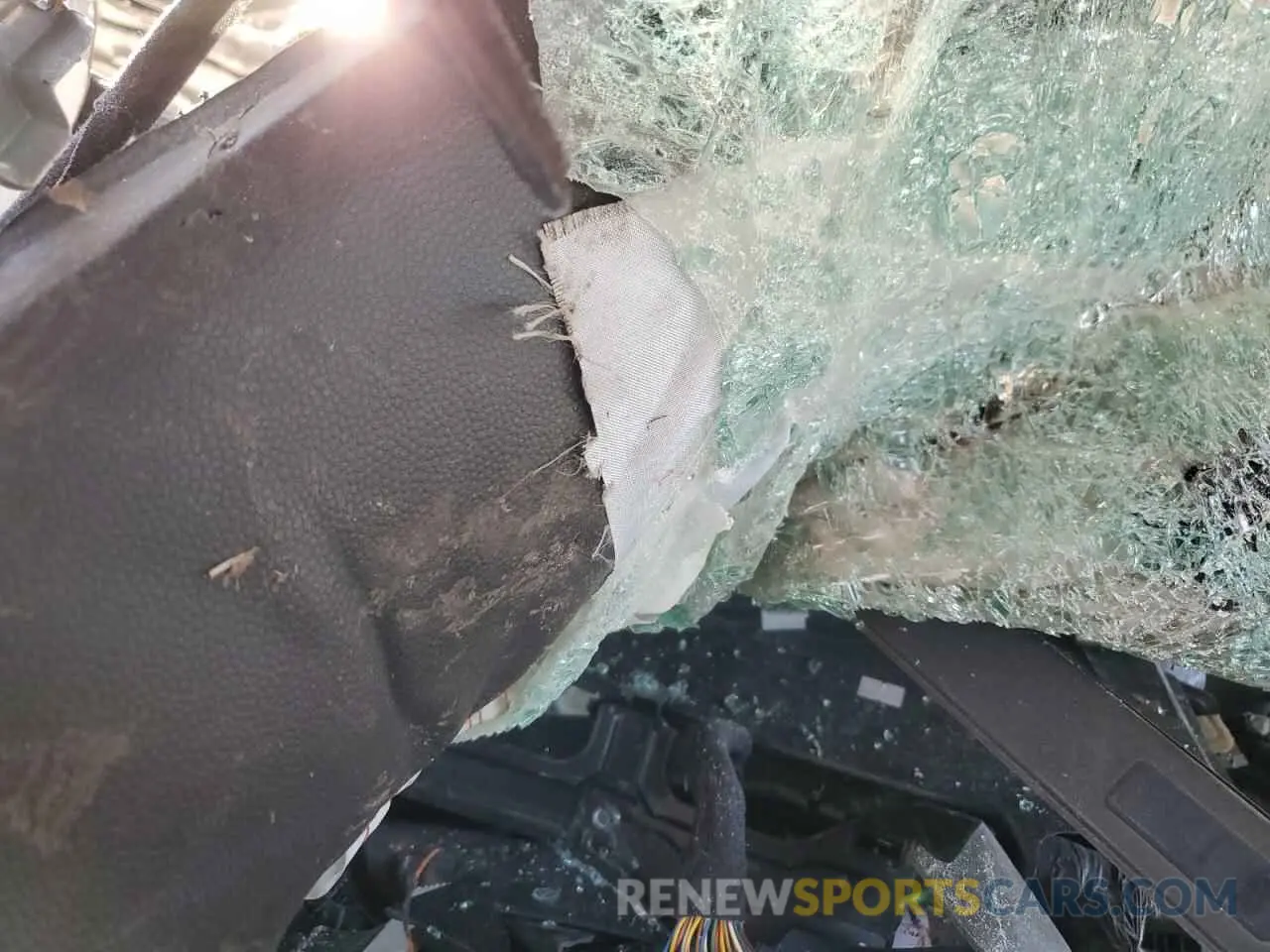 9 Photograph of a damaged car KNDJN2A28K7650285 KIA SOUL 2019