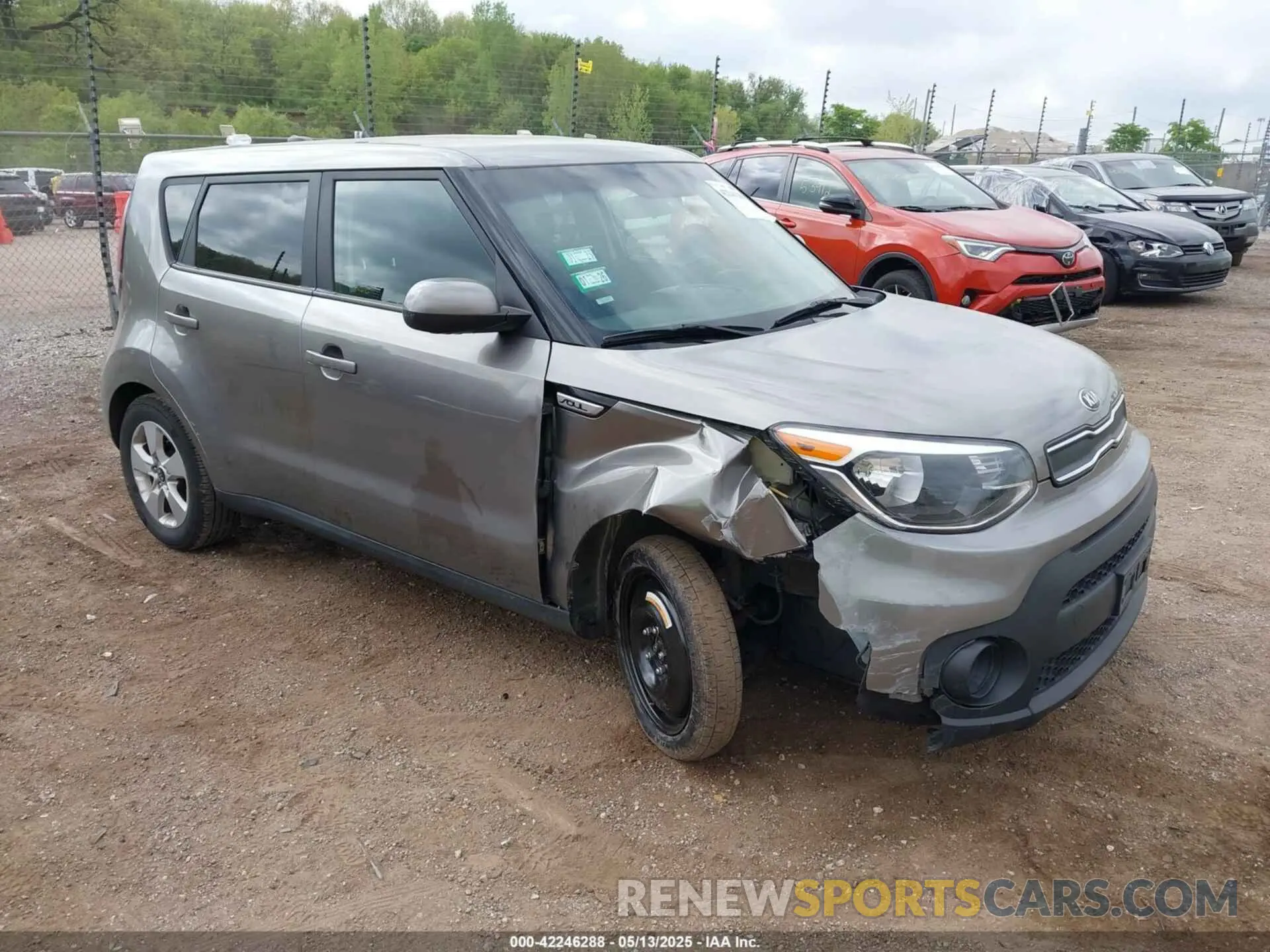1 Photograph of a damaged car KNDJN2A28K7662646 KIA SOUL 2019