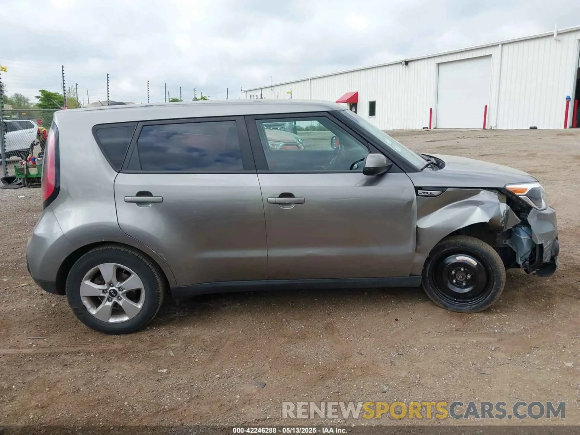 13 Photograph of a damaged car KNDJN2A28K7662646 KIA SOUL 2019