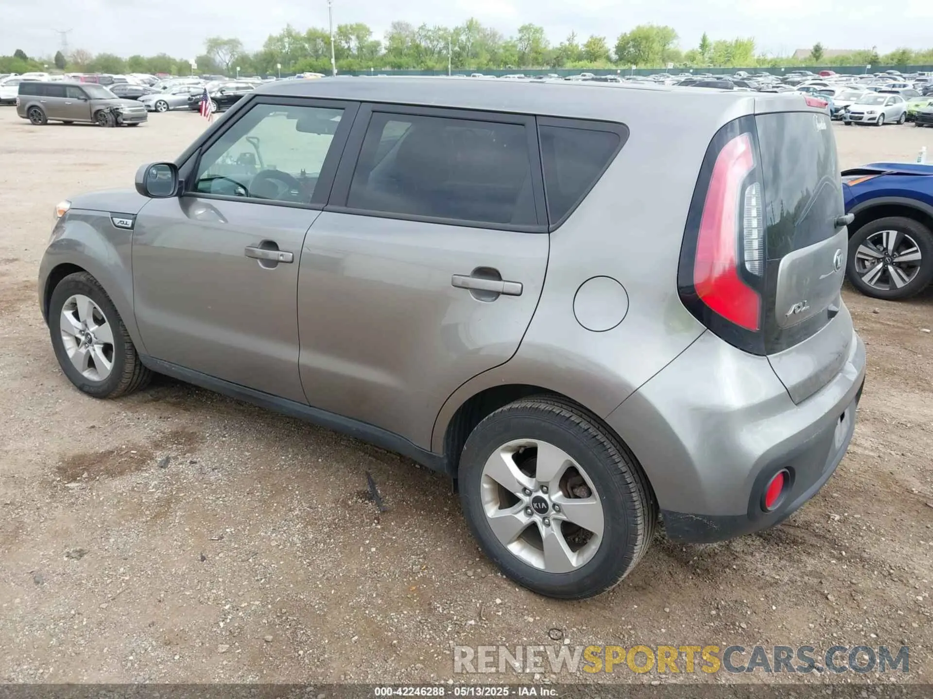 3 Photograph of a damaged car KNDJN2A28K7662646 KIA SOUL 2019
