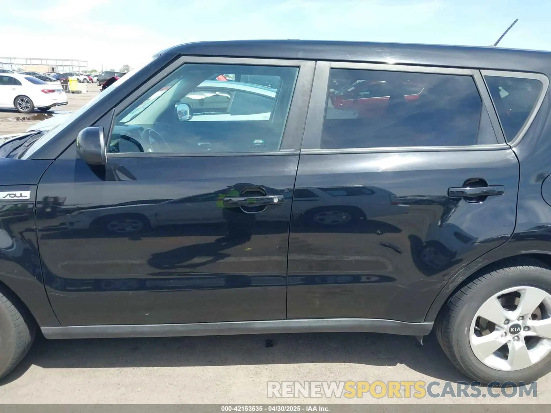 15 Photograph of a damaged car KNDJN2A28K7688177 KIA SOUL 2019