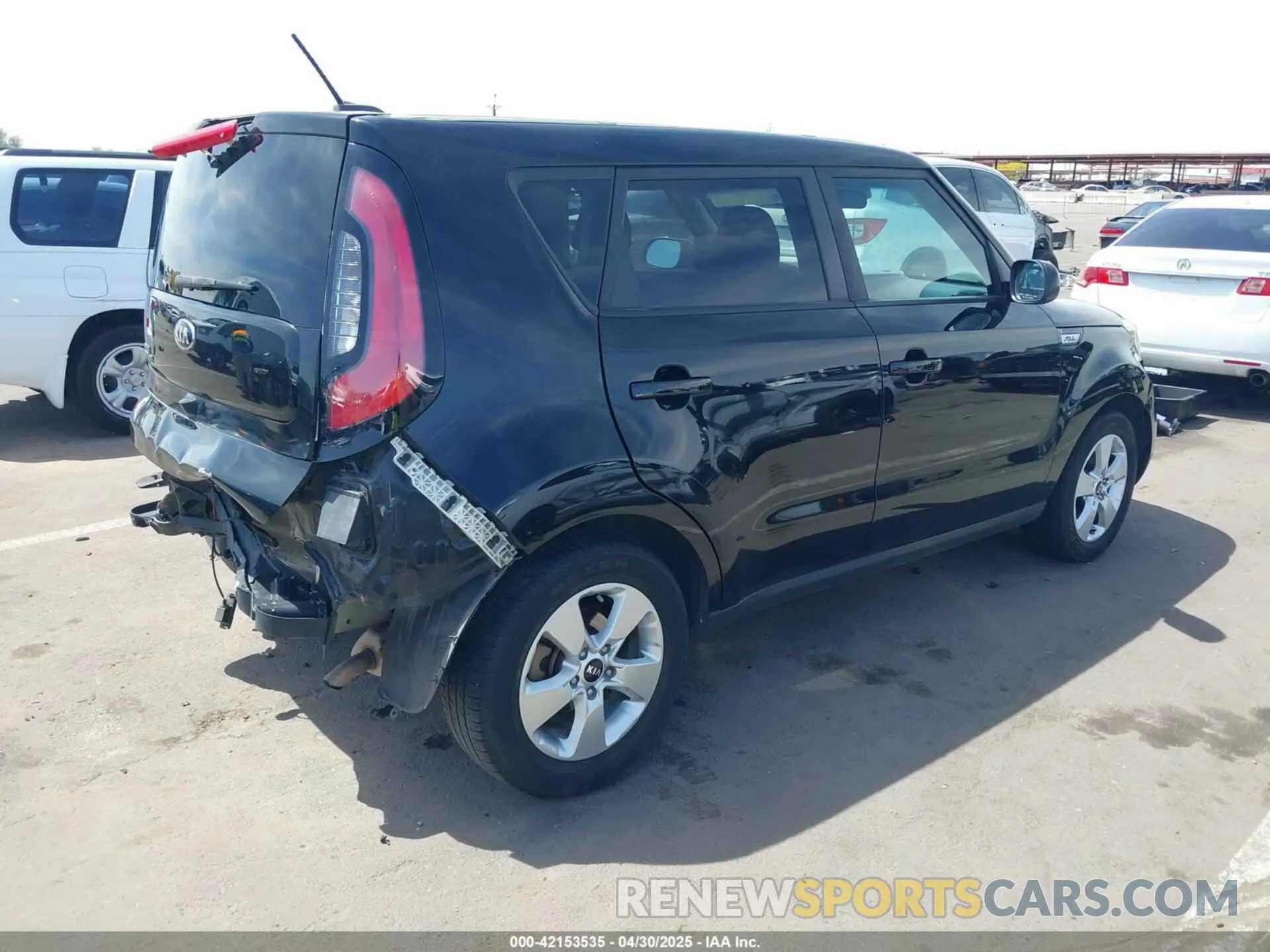 4 Photograph of a damaged car KNDJN2A28K7688177 KIA SOUL 2019
