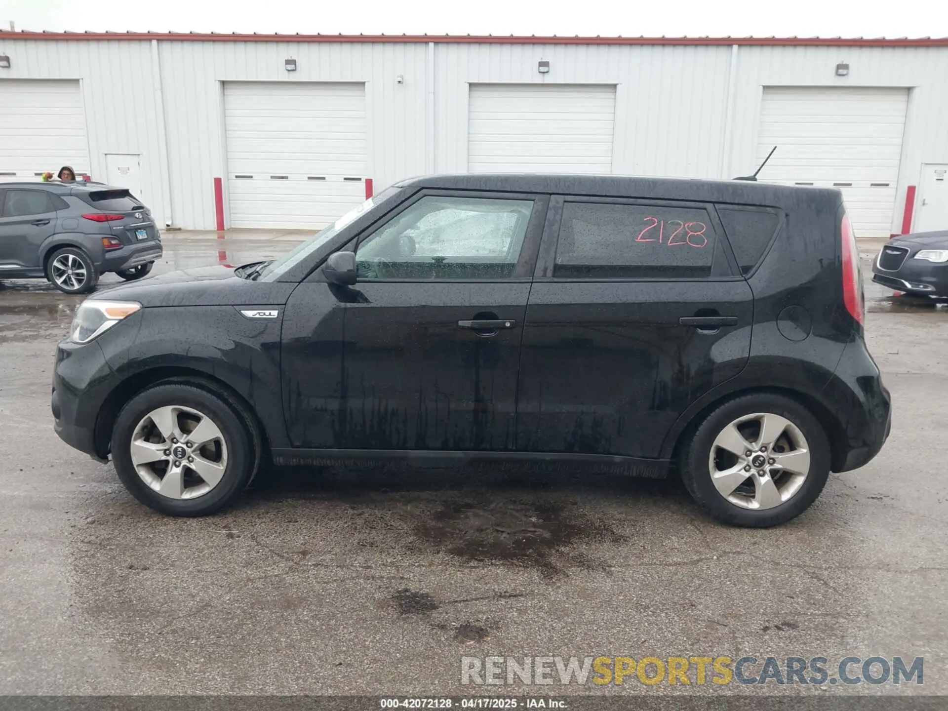 15 Photograph of a damaged car KNDJN2A28K7698935 KIA SOUL 2019