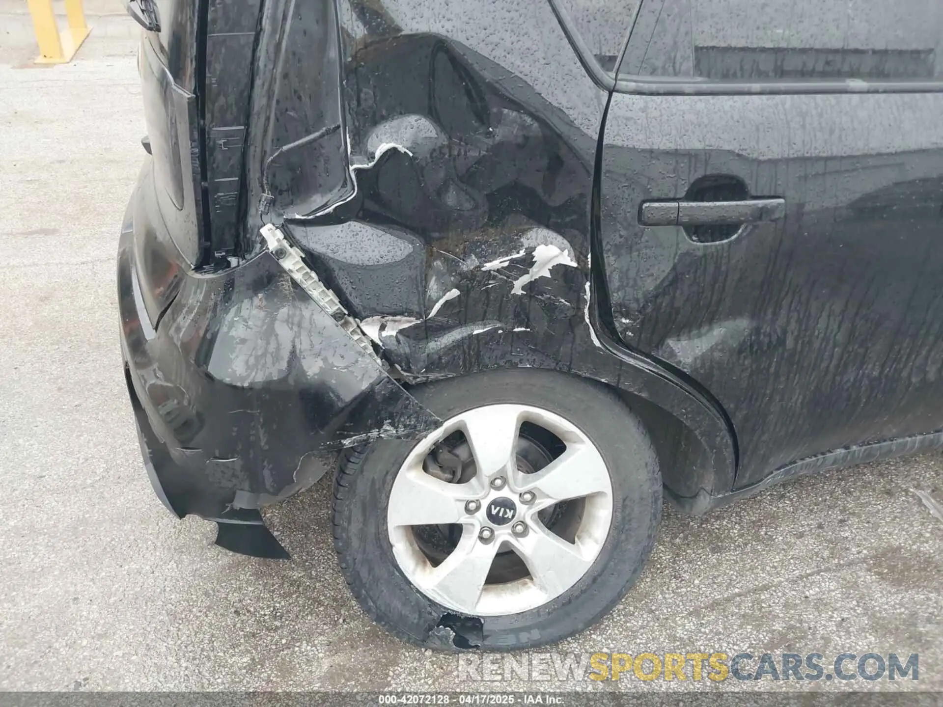 6 Photograph of a damaged car KNDJN2A28K7698935 KIA SOUL 2019