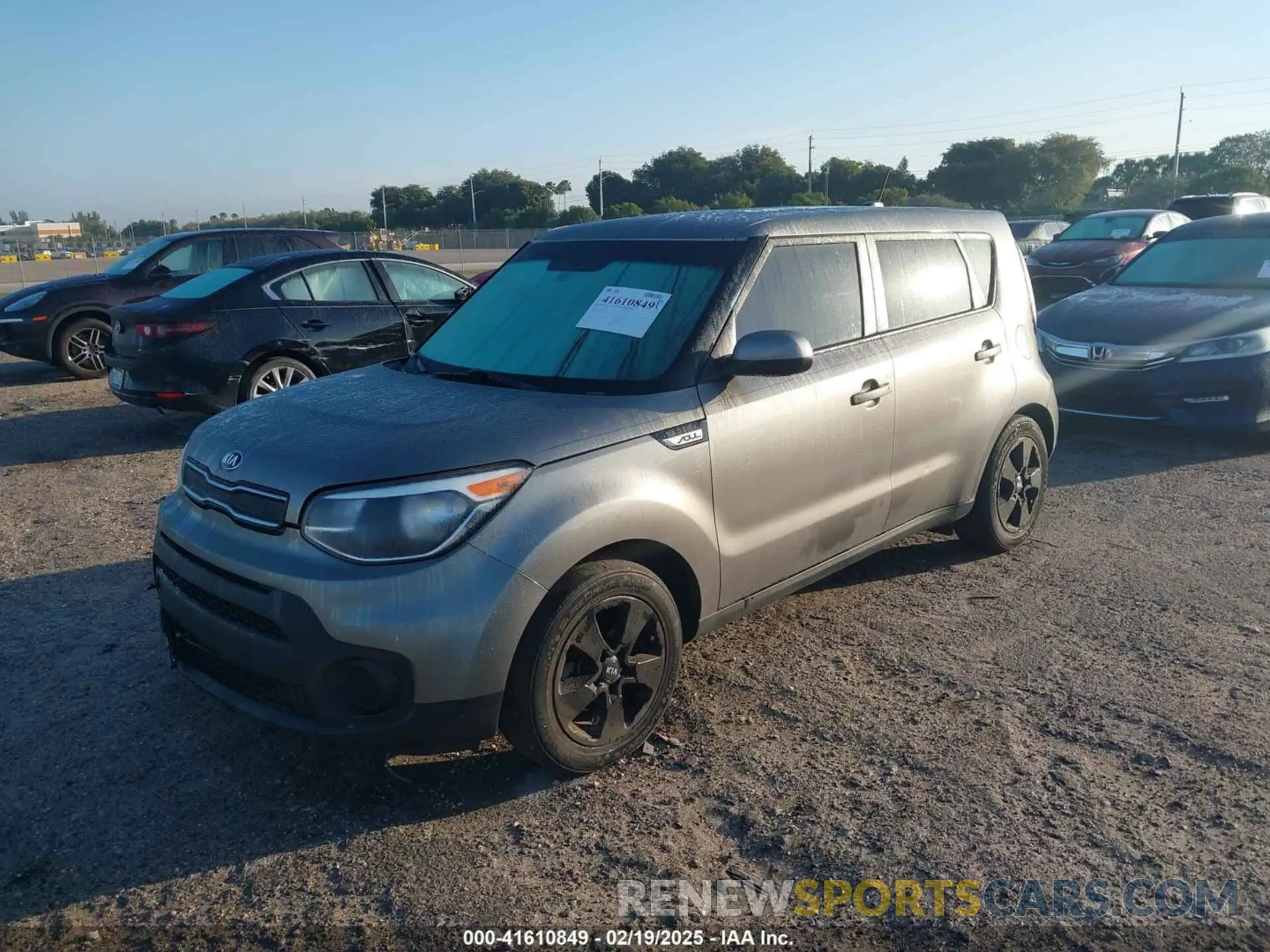 2 Photograph of a damaged car KNDJN2A29K7015236 KIA SOUL 2019