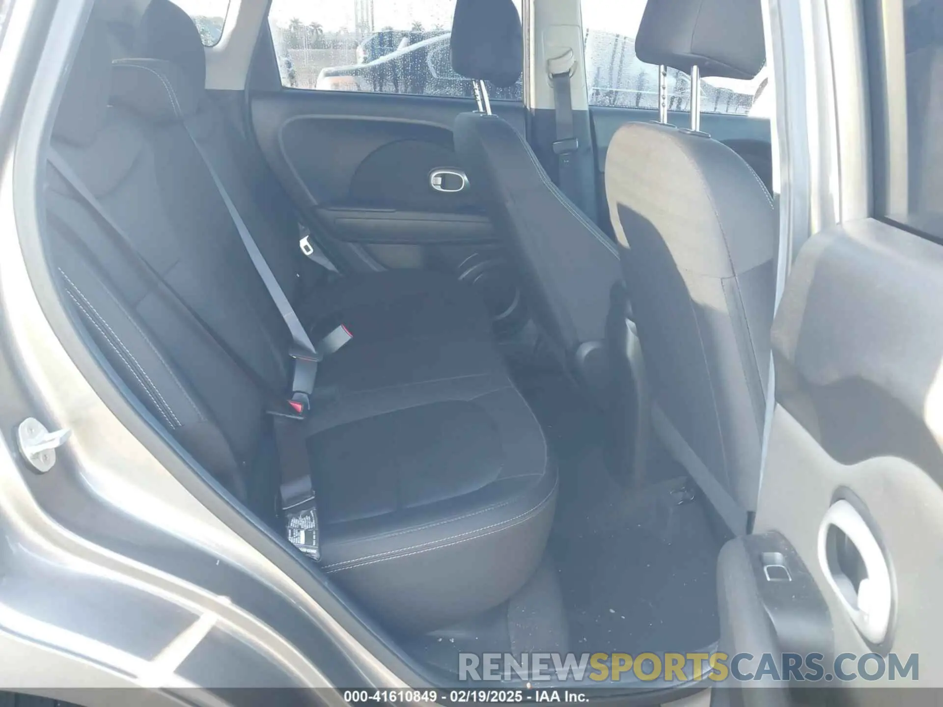 8 Photograph of a damaged car KNDJN2A29K7015236 KIA SOUL 2019