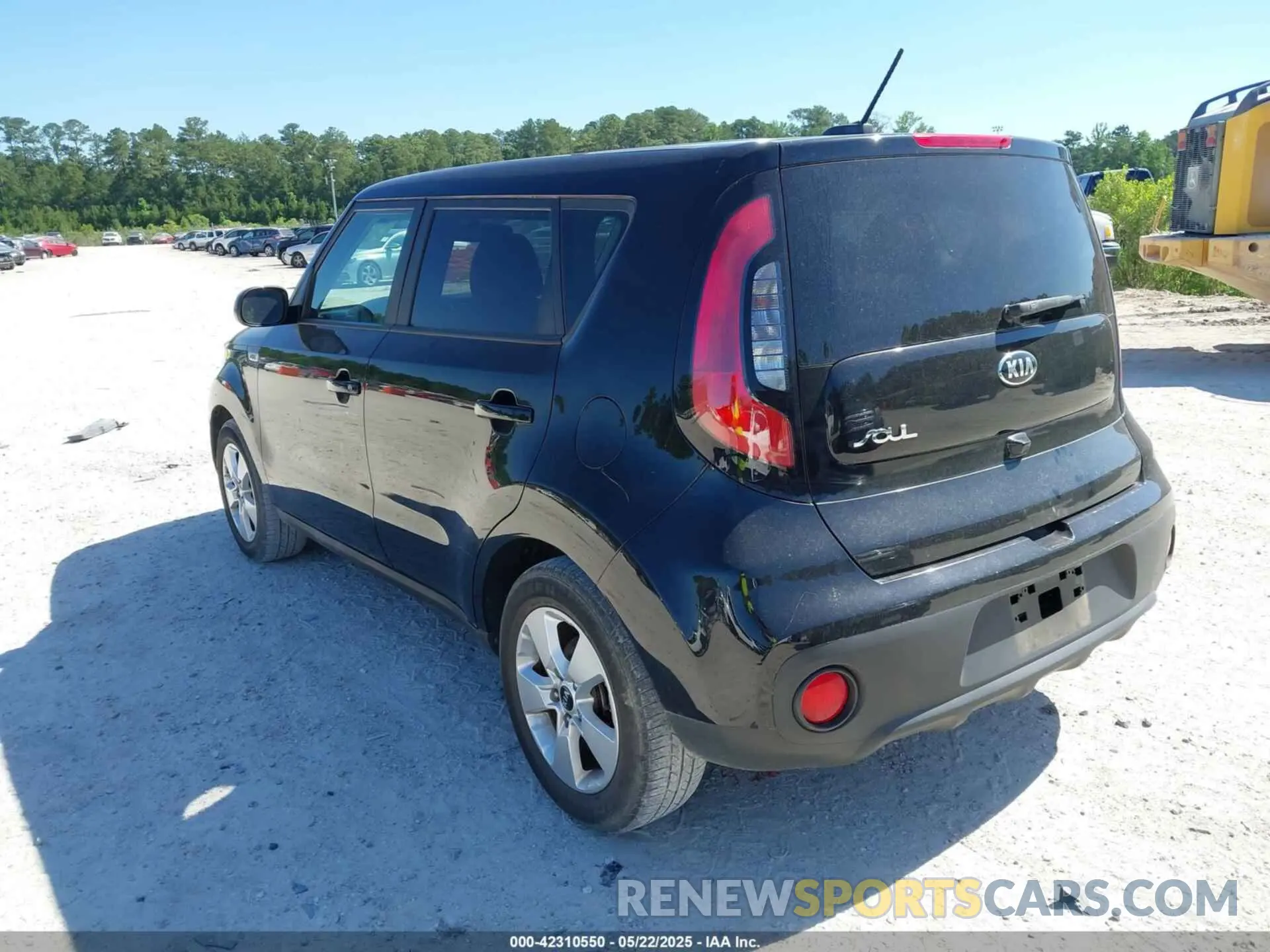 3 Photograph of a damaged car KNDJN2A29K7017178 KIA SOUL 2019