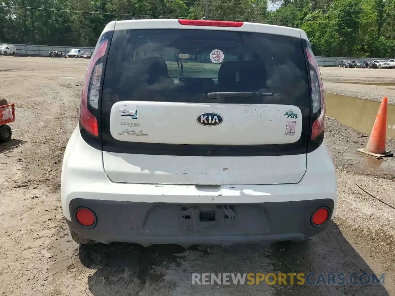 6 Photograph of a damaged car KNDJN2A29K7645306 KIA SOUL 2019