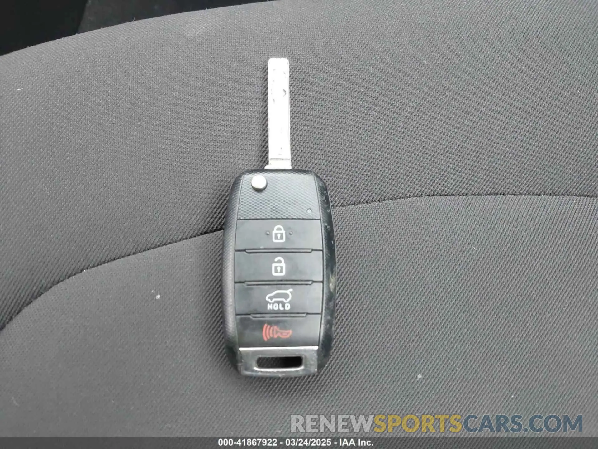 11 Photograph of a damaged car KNDJN2A29K7650098 KIA SOUL 2019