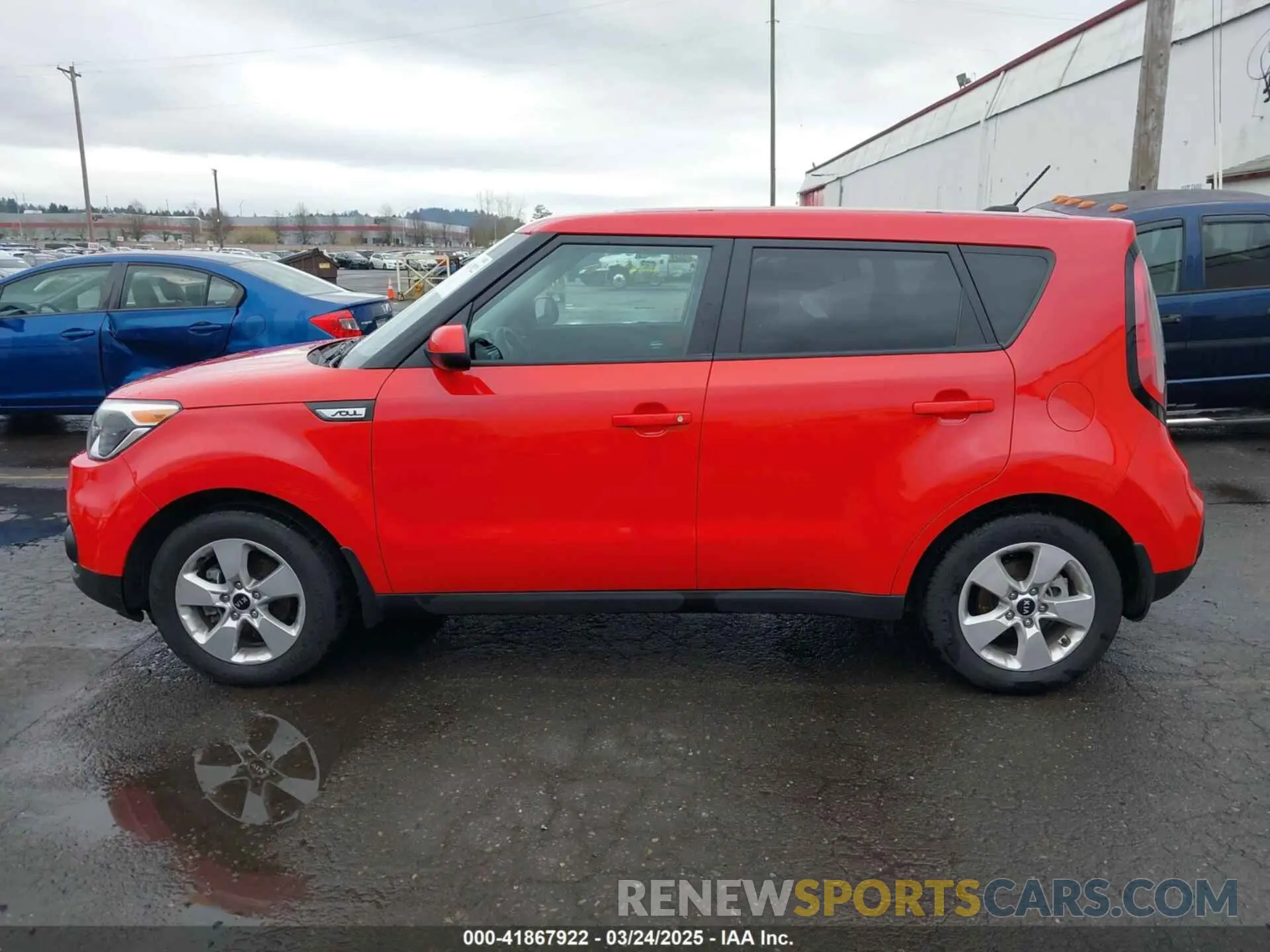 14 Photograph of a damaged car KNDJN2A29K7650098 KIA SOUL 2019