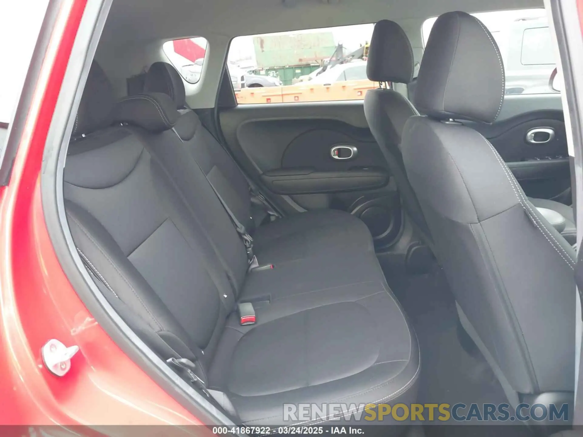 8 Photograph of a damaged car KNDJN2A29K7650098 KIA SOUL 2019