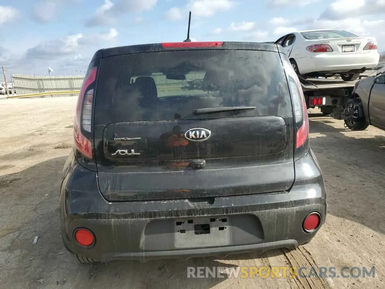 6 Photograph of a damaged car KNDJN2A29K7681934 KIA SOUL 2019