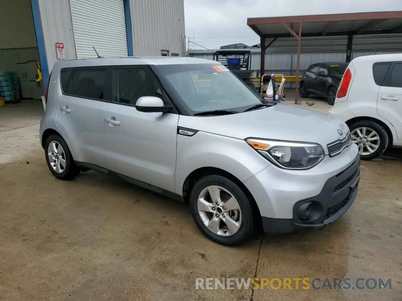 4 Photograph of a damaged car KNDJN2A29K7687250 KIA SOUL 2019