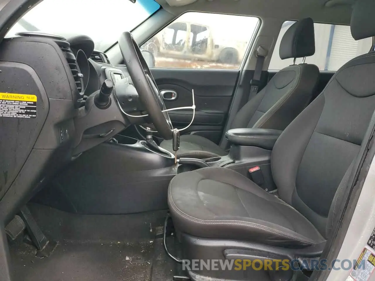 7 Photograph of a damaged car KNDJN2A29K7687250 KIA SOUL 2019