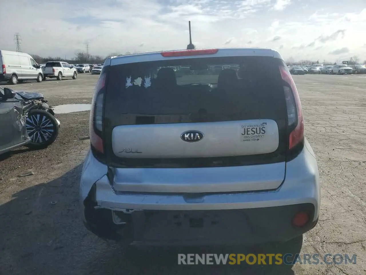 6 Photograph of a damaged car KNDJN2A29K7696157 KIA SOUL 2019