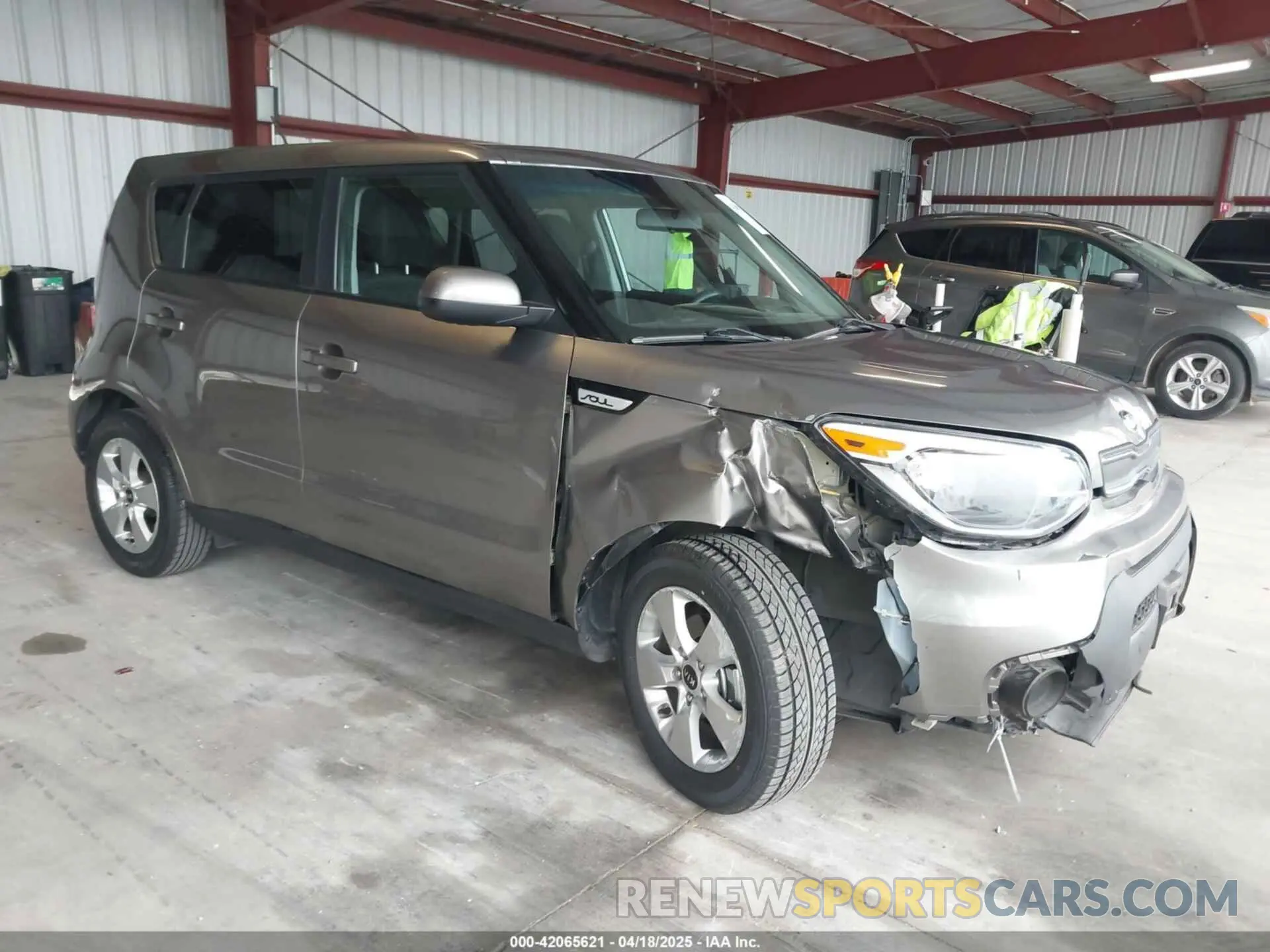 1 Photograph of a damaged car KNDJN2A2XK7022048 KIA SOUL 2019