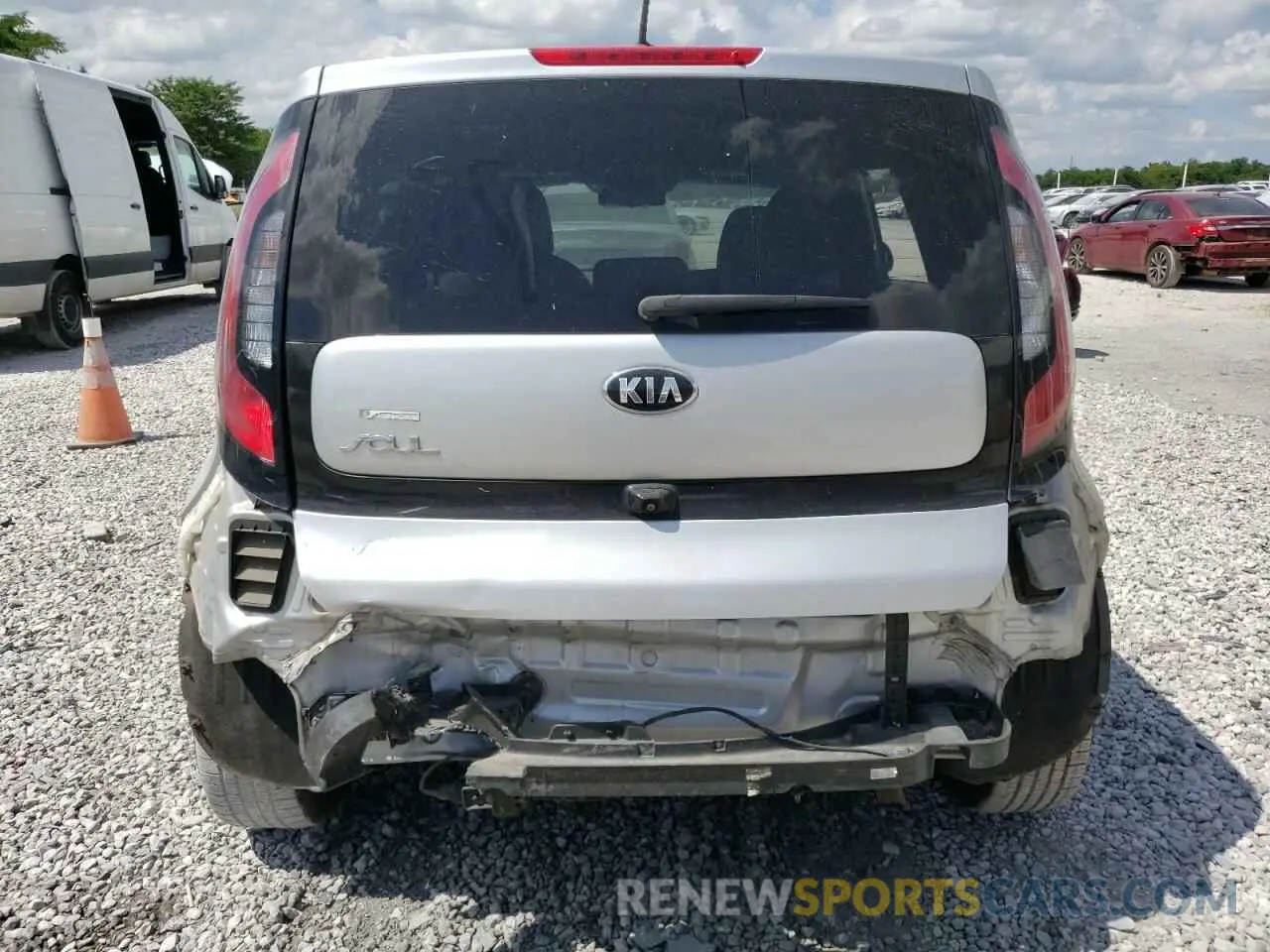 6 Photograph of a damaged car KNDJN2A2XK7023250 KIA SOUL 2019