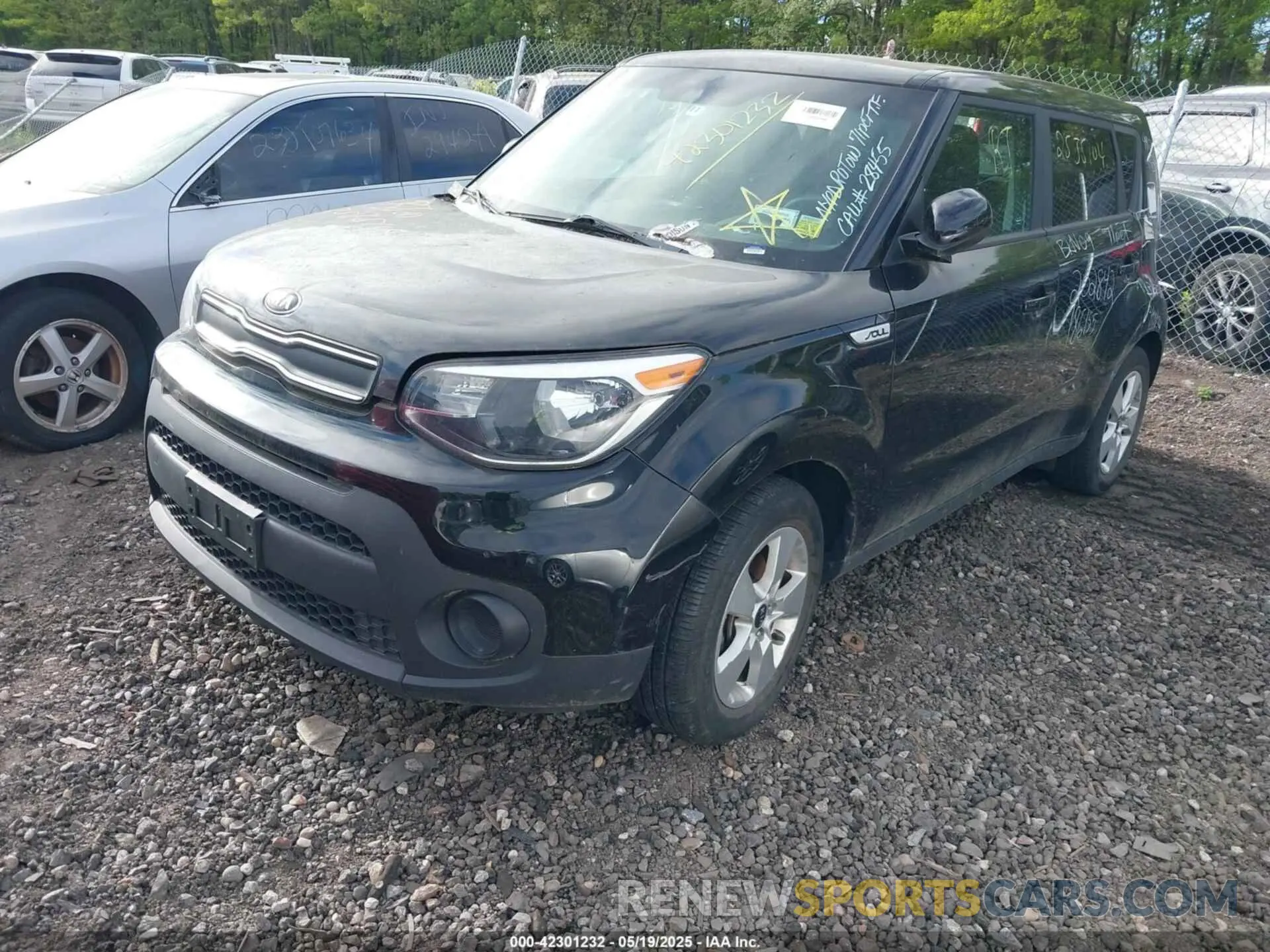 2 Photograph of a damaged car KNDJN2A2XK7908371 KIA SOUL 2019