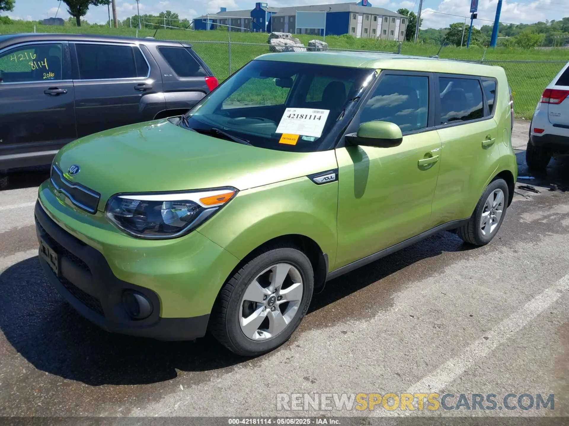 2 Photograph of a damaged car KNDJN2A2XK7912484 KIA SOUL 2019