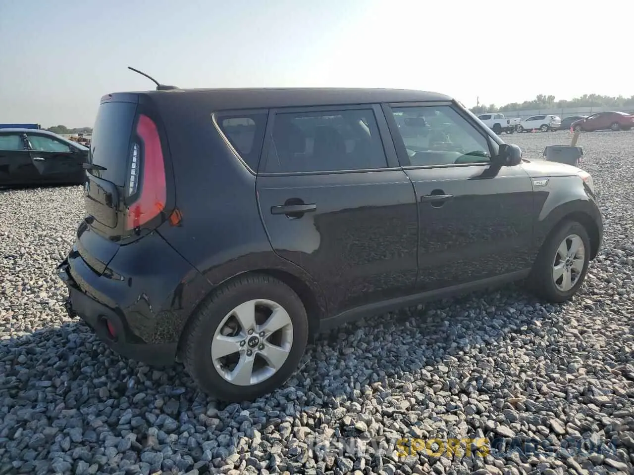 3 Photograph of a damaged car KNDJN2A2XK7920973 KIA SOUL 2019
