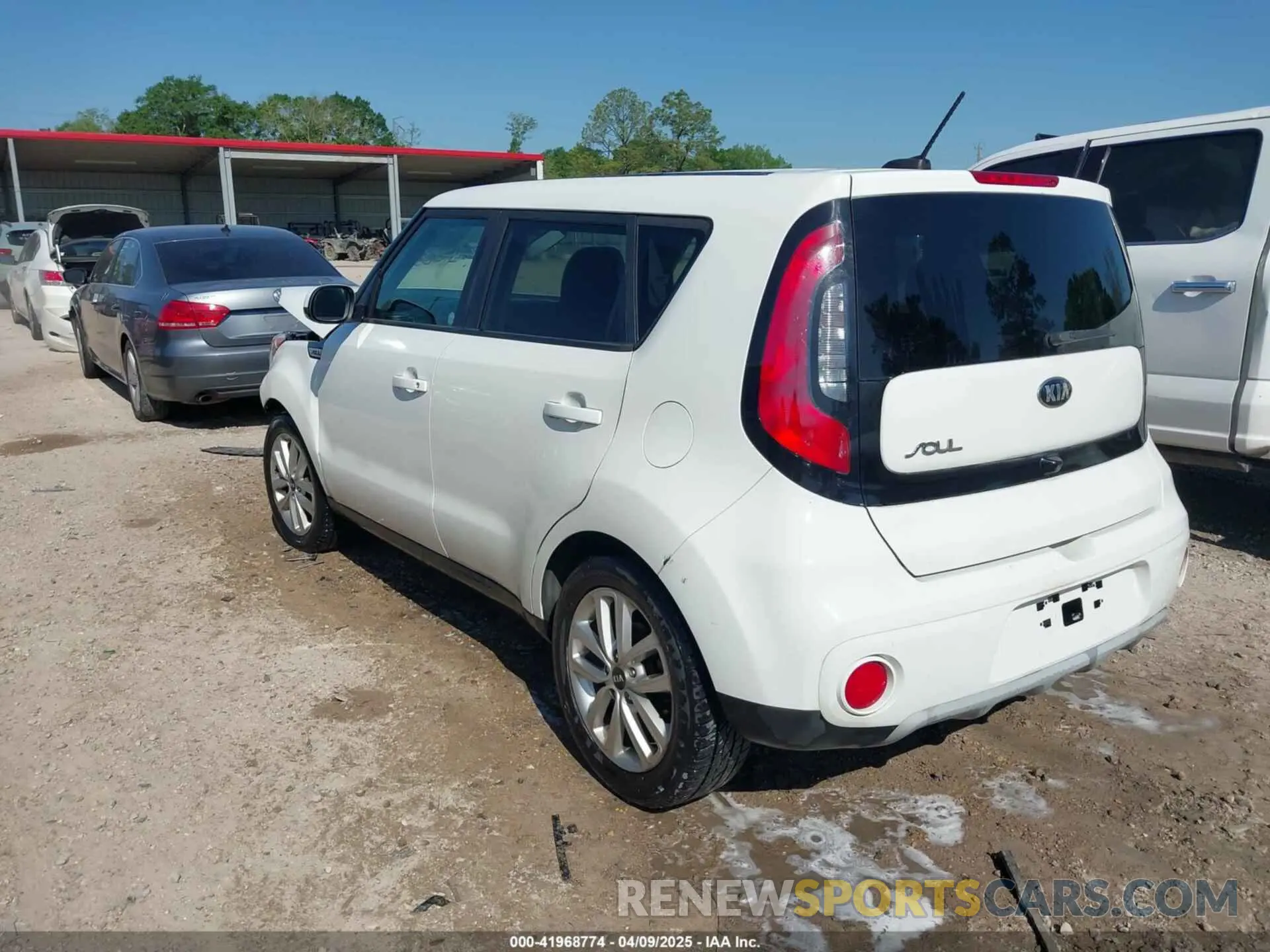 3 Photograph of a damaged car KNDJP3A50K7021873 KIA SOUL 2019