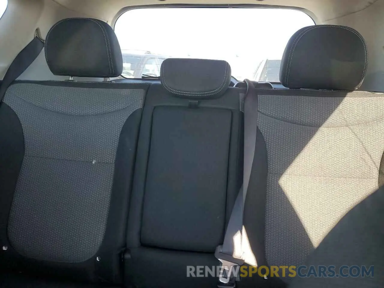 10 Photograph of a damaged car KNDJP3A50K7640456 KIA SOUL 2019
