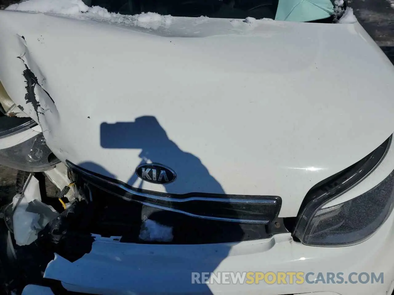 12 Photograph of a damaged car KNDJP3A50K7640456 KIA SOUL 2019