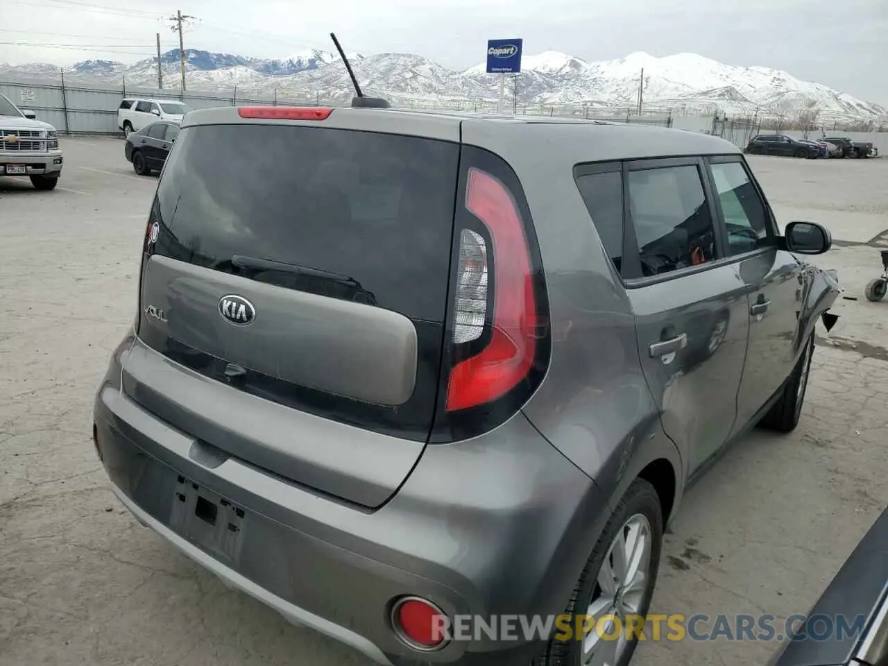 3 Photograph of a damaged car KNDJP3A50K7649934 KIA SOUL 2019