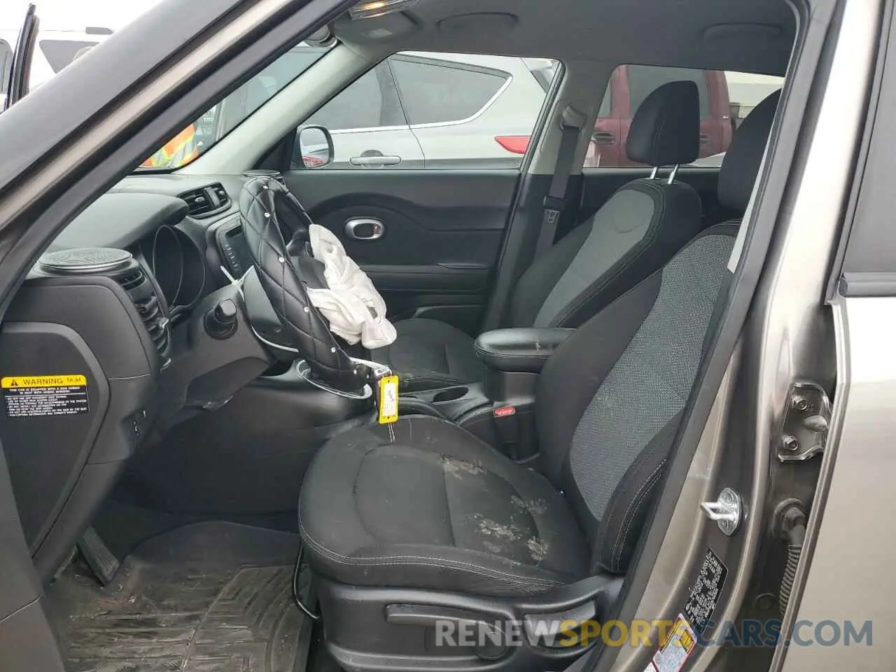 7 Photograph of a damaged car KNDJP3A50K7649934 KIA SOUL 2019
