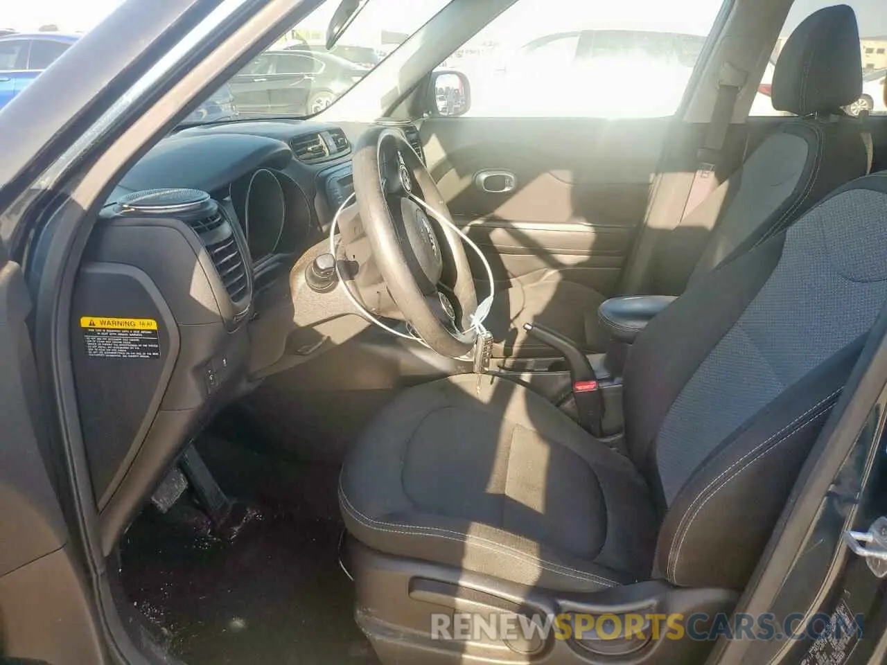 7 Photograph of a damaged car KNDJP3A50K7666331 KIA SOUL 2019