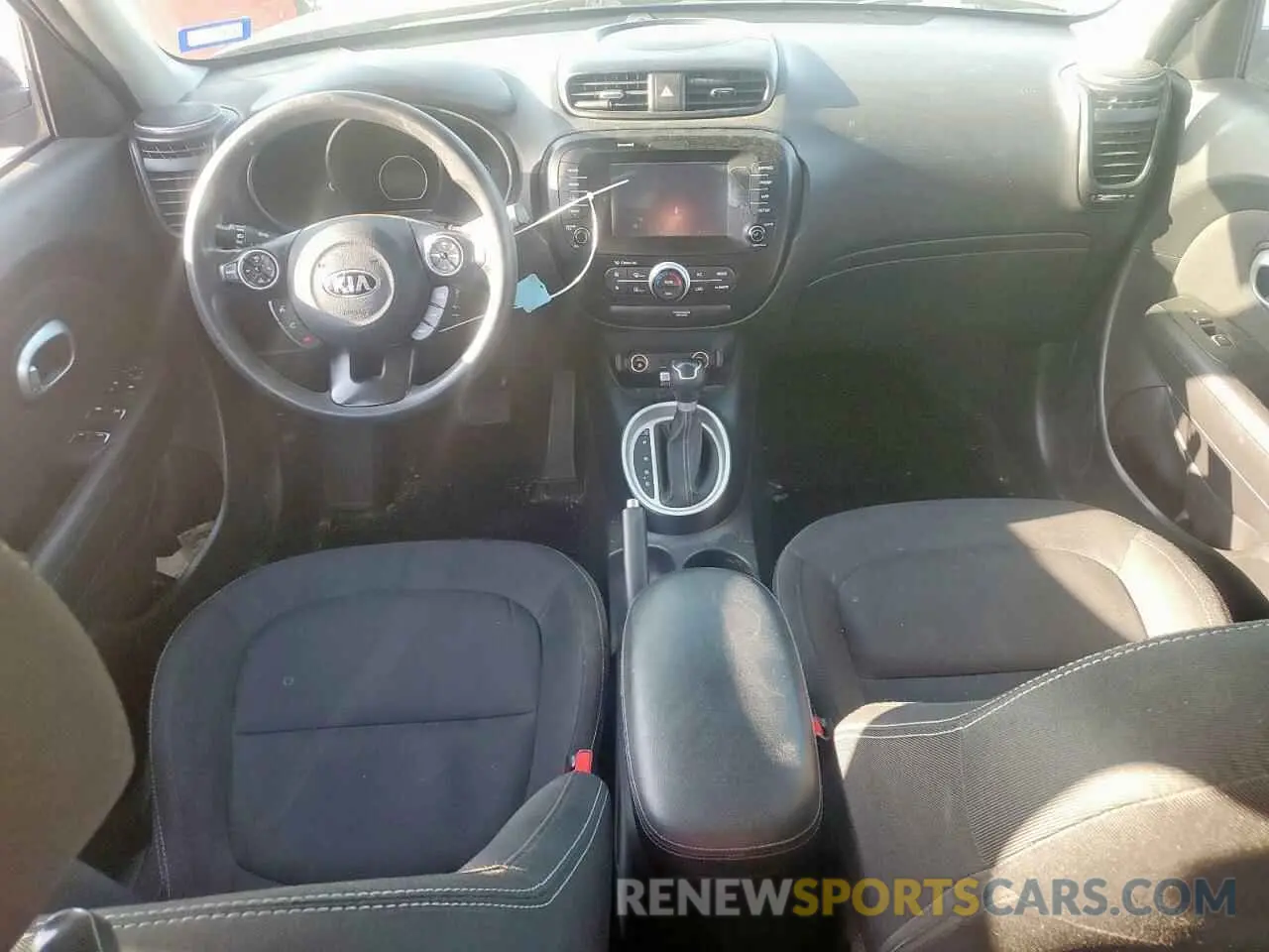 8 Photograph of a damaged car KNDJP3A50K7666331 KIA SOUL 2019