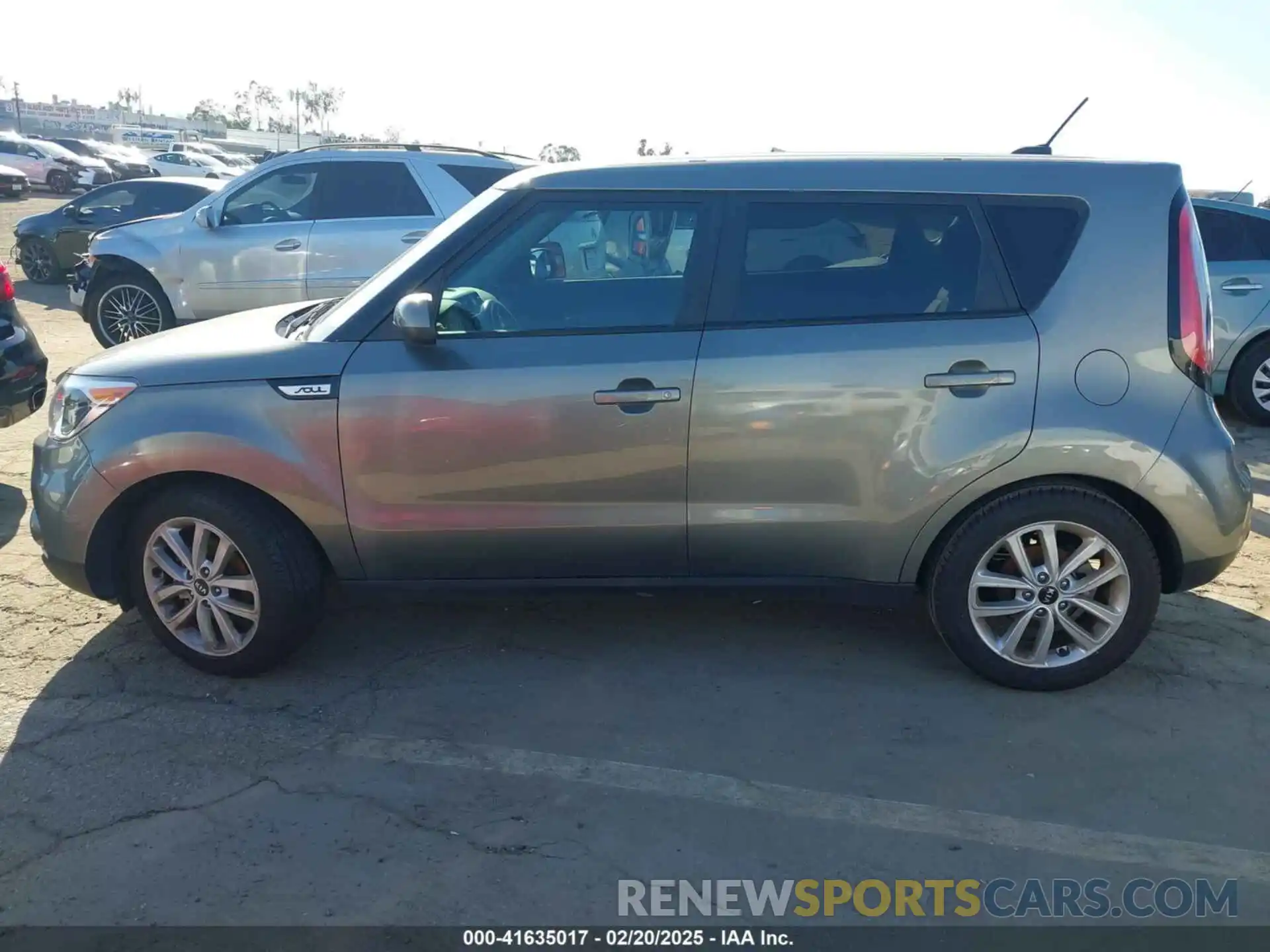 13 Photograph of a damaged car KNDJP3A50K7698812 KIA SOUL 2019