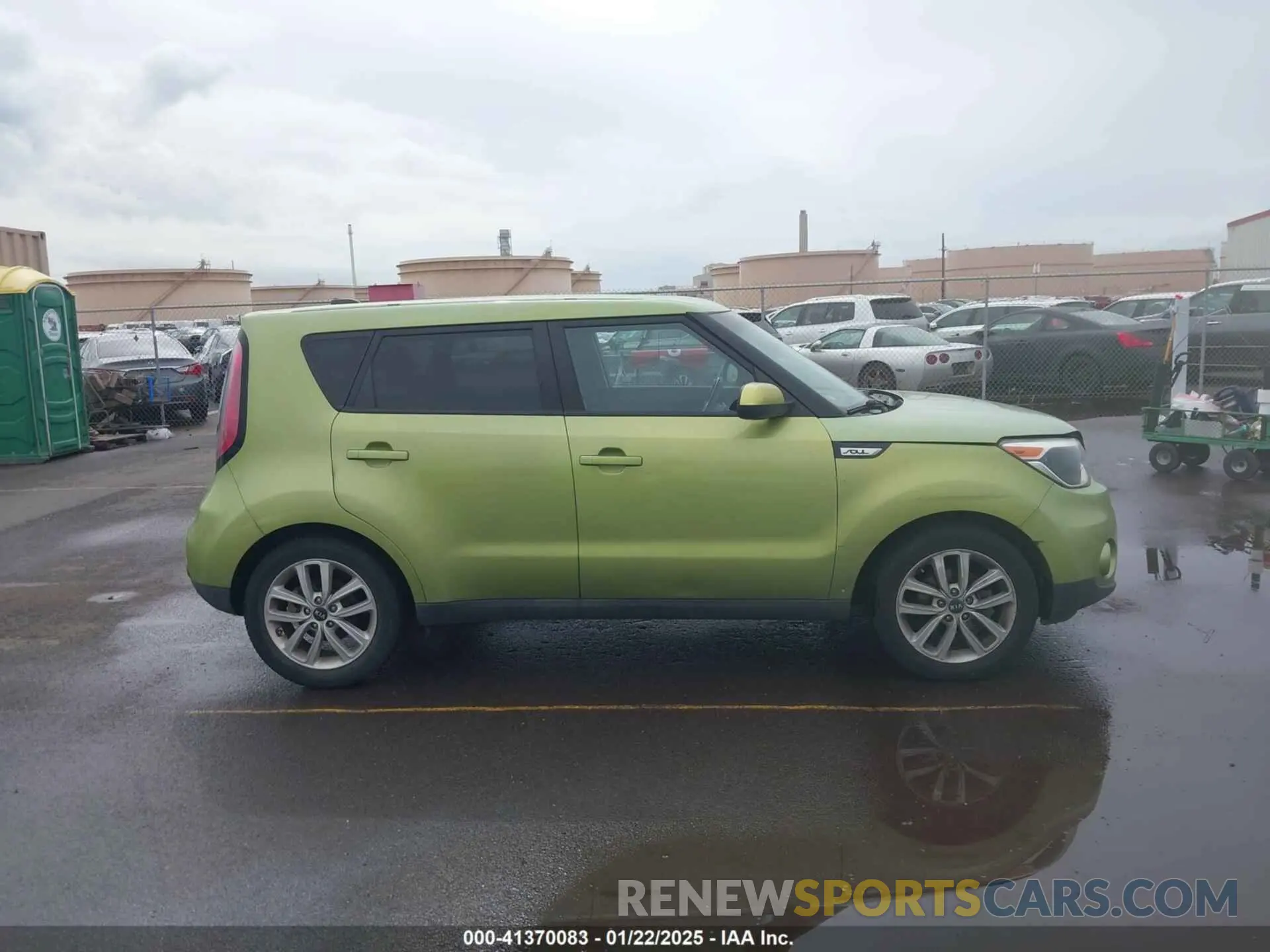 13 Photograph of a damaged car KNDJP3A50K7914660 KIA SOUL 2019