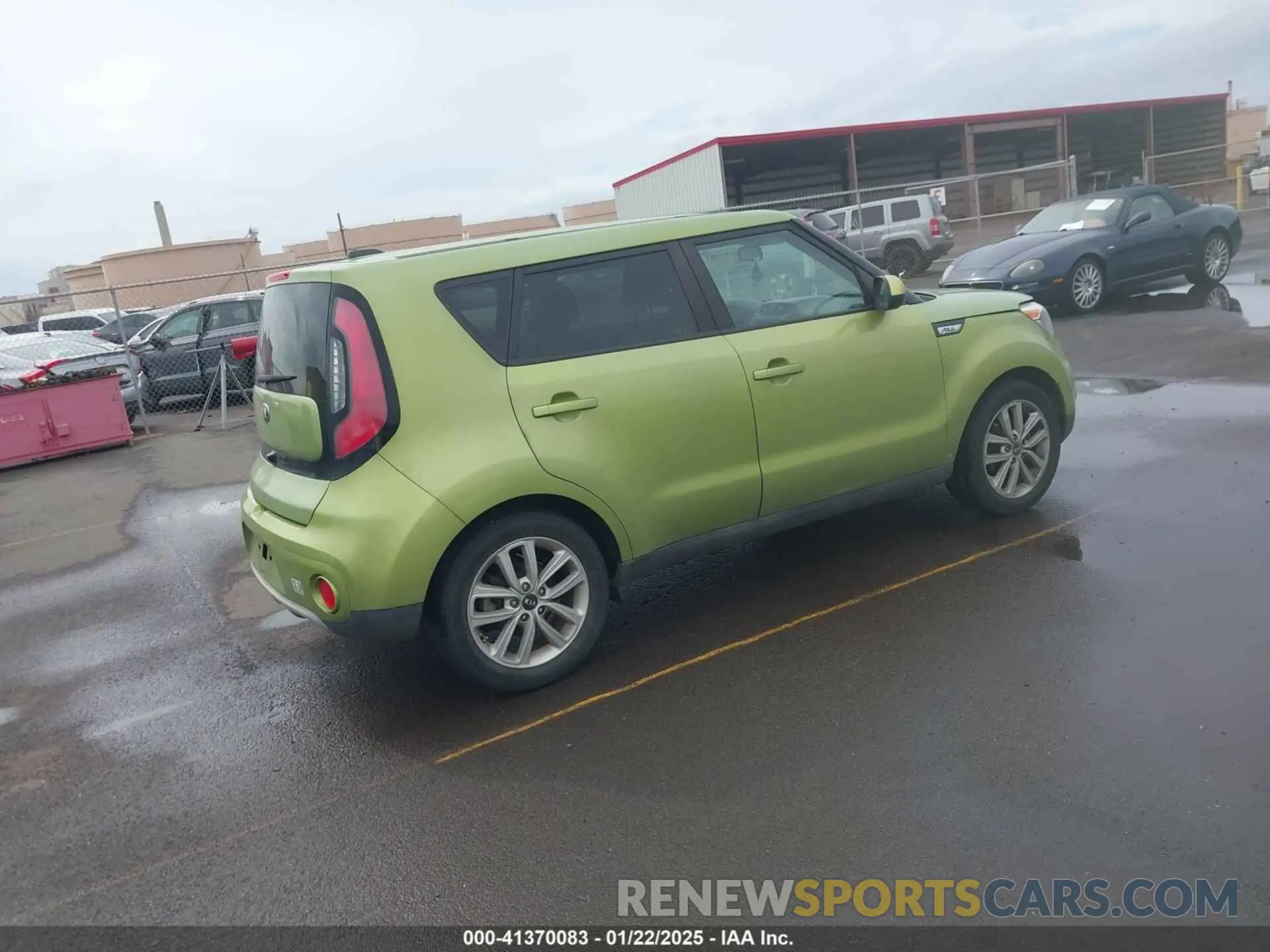 4 Photograph of a damaged car KNDJP3A50K7914660 KIA SOUL 2019