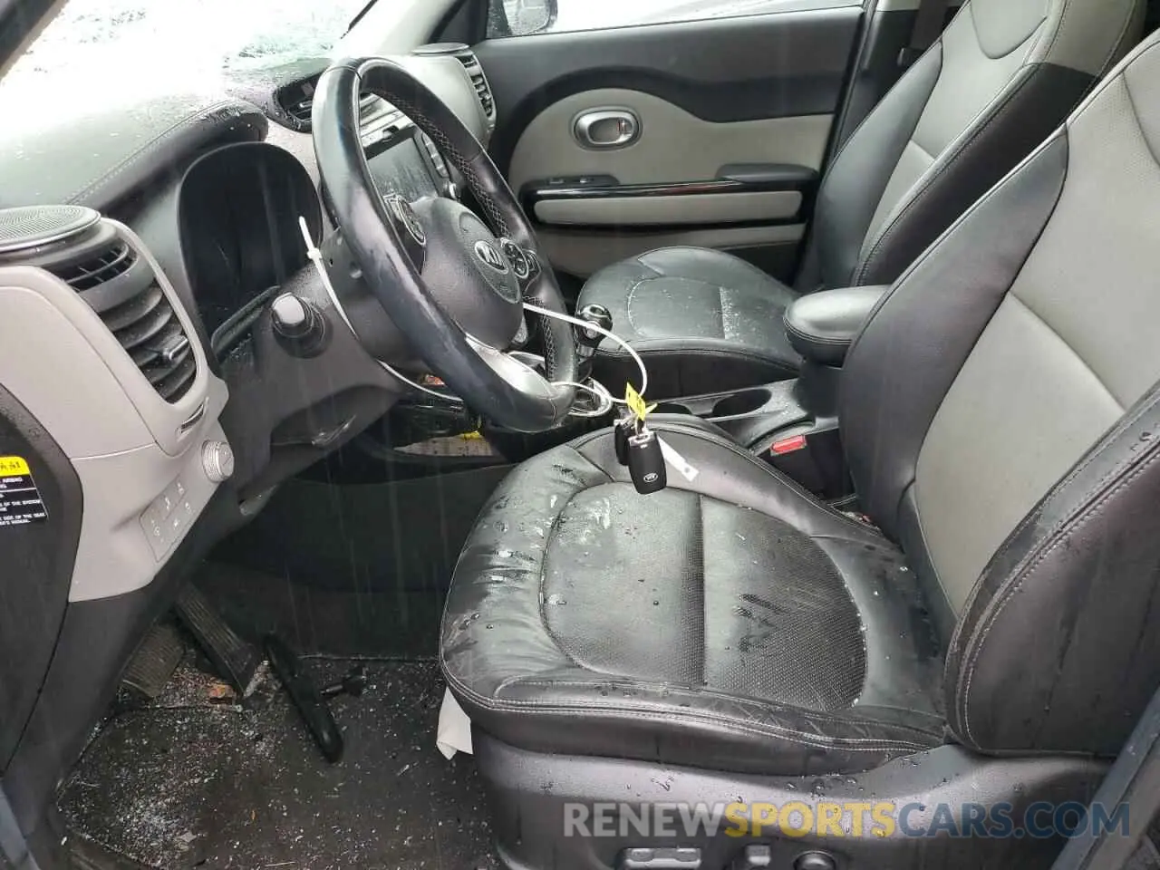 7 Photograph of a damaged car KNDJP3A51K7014866 KIA SOUL 2019