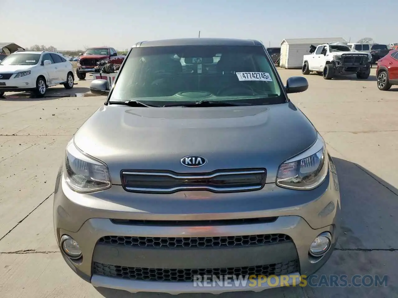 5 Photograph of a damaged car KNDJP3A51K7631927 KIA SOUL 2019