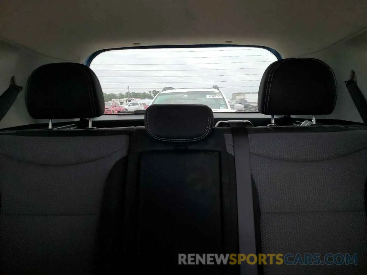 10 Photograph of a damaged car KNDJP3A51K7644726 KIA SOUL 2019