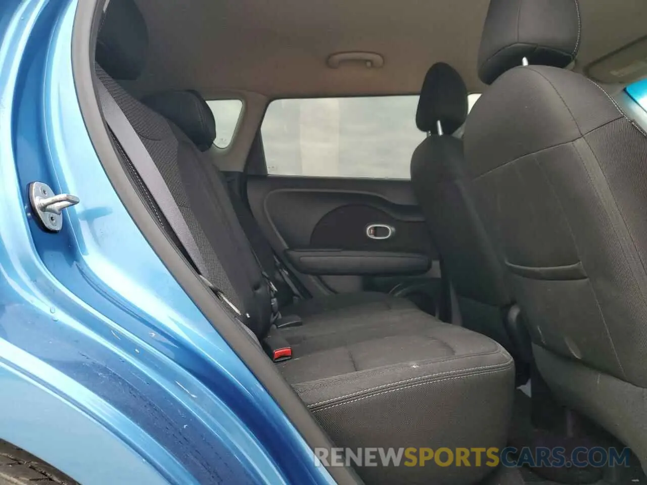11 Photograph of a damaged car KNDJP3A51K7644726 KIA SOUL 2019