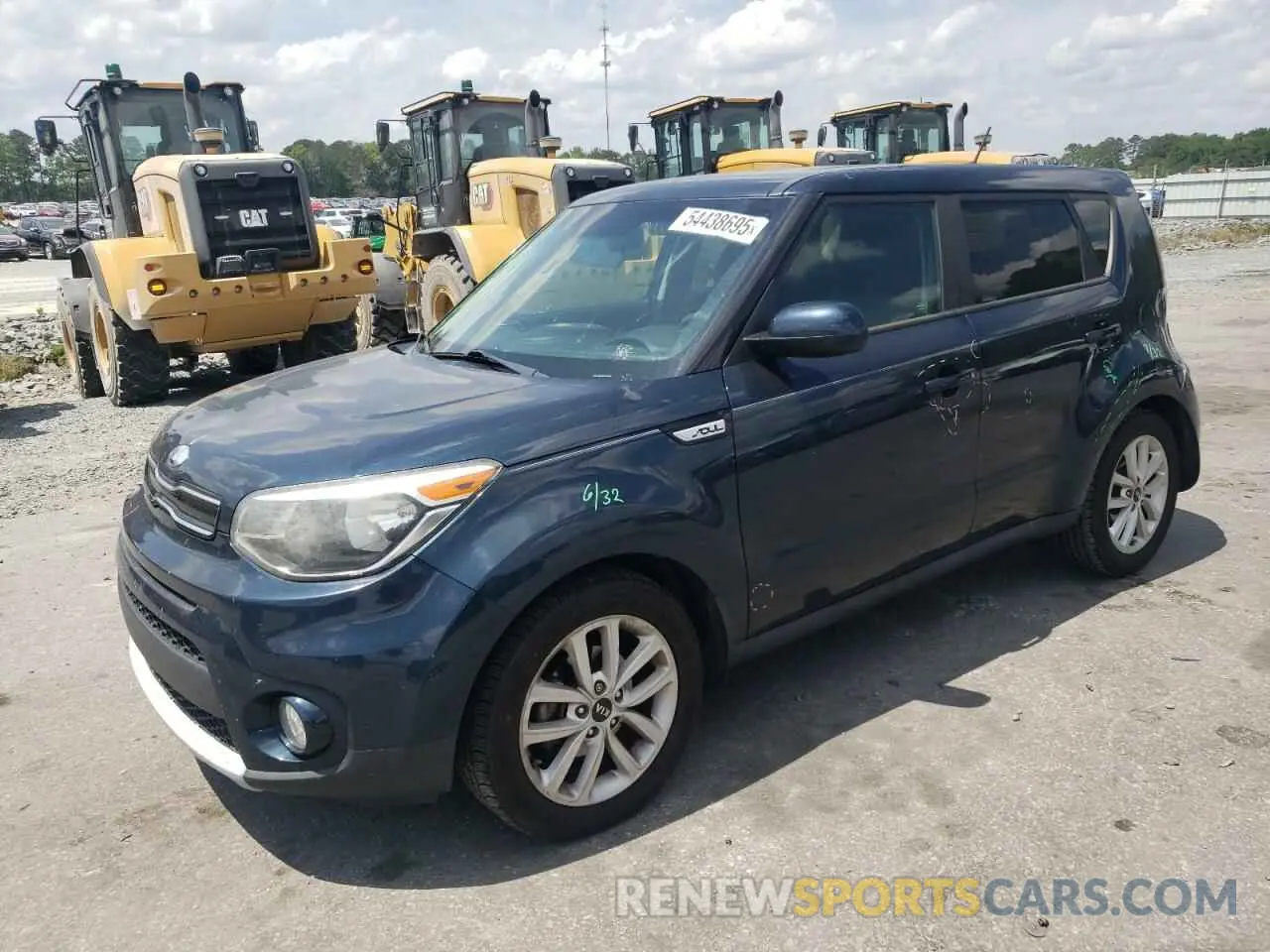 1 Photograph of a damaged car KNDJP3A51K7648355 KIA SOUL 2019